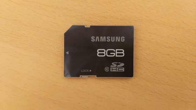Cartão SDHC Samsung 8GB