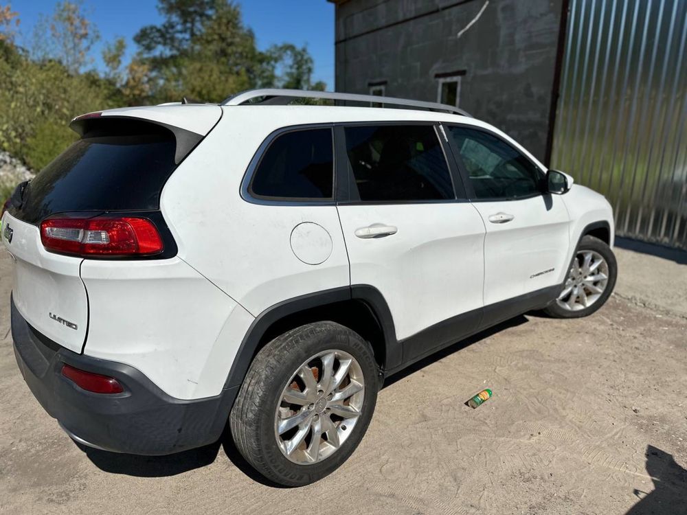 Разборка Jeep Cherokee