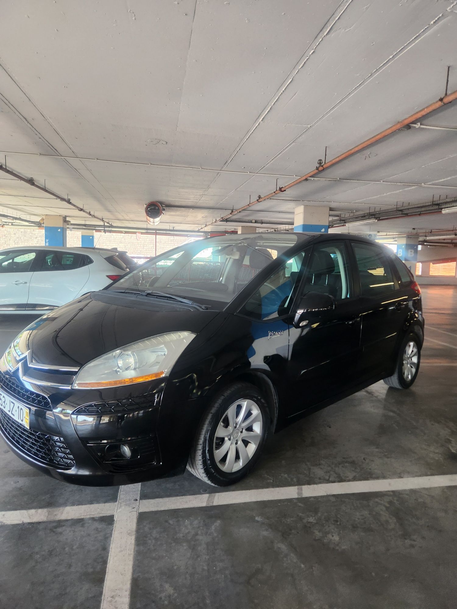 C4 Picasso ano 2010 só 200.000 km automática como nova Aceito retoma
