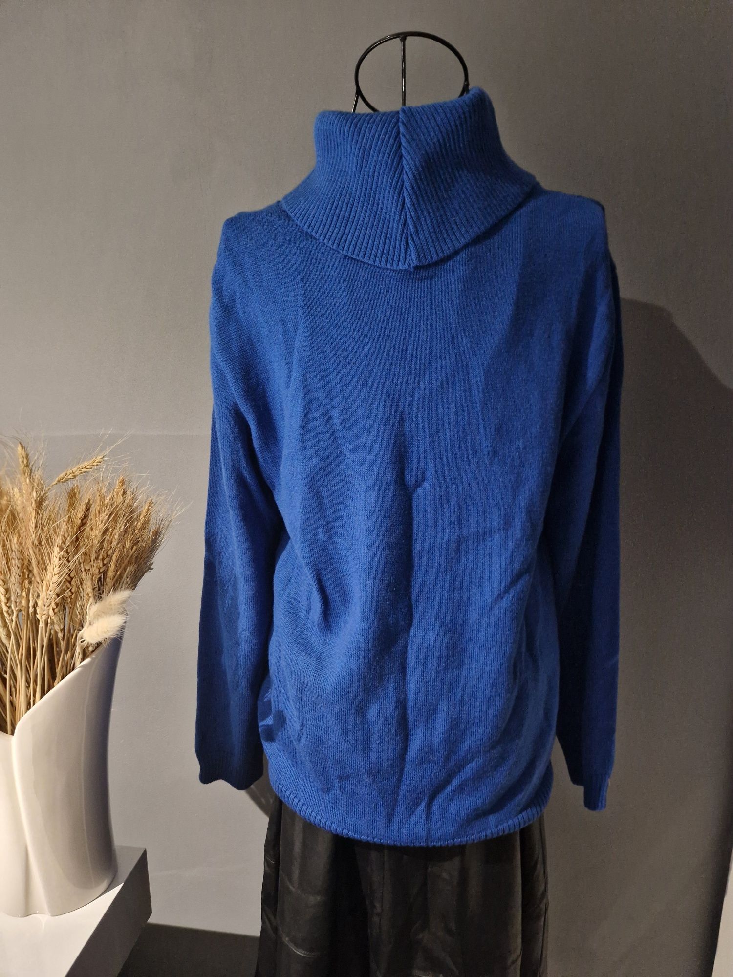 Chabrowy niebieski sweter golf z wełną Virgin wool Vintage