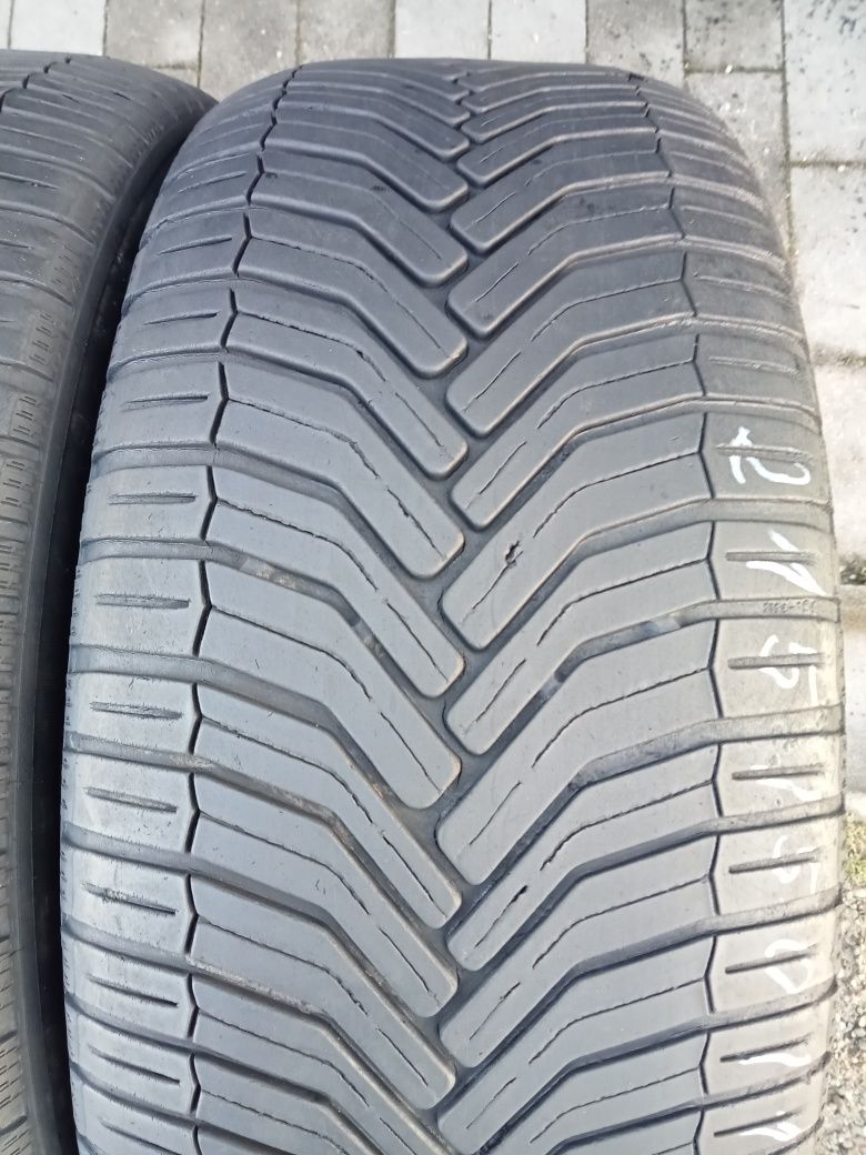 2x Opony Używane Całoroczne 215/50R17 Michelin