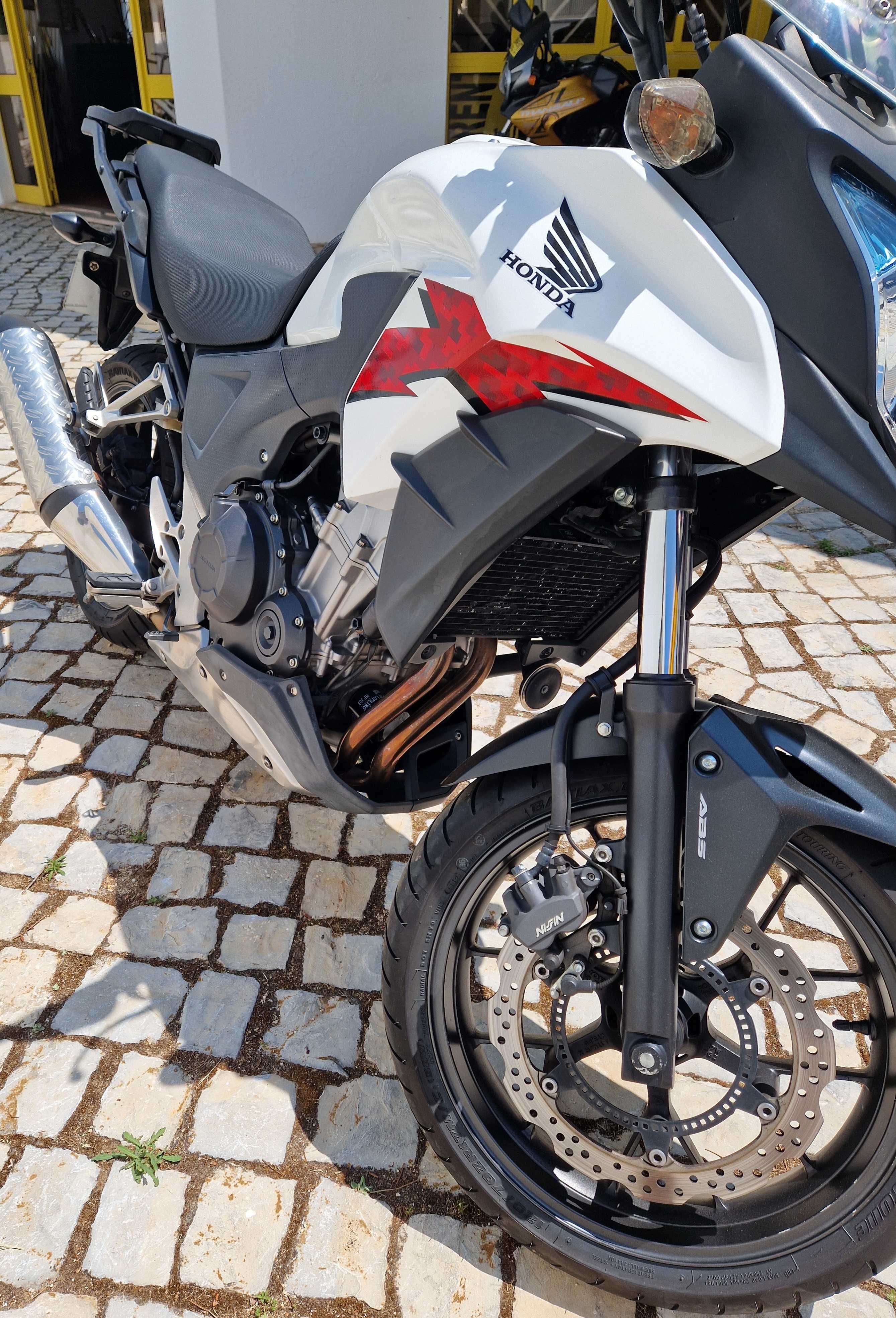 Honda CB 500X bem estimada