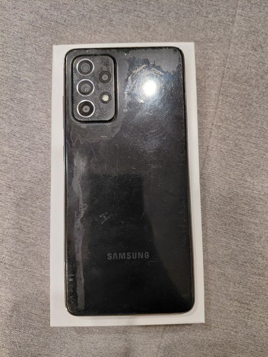 Телефон Samsung A52
