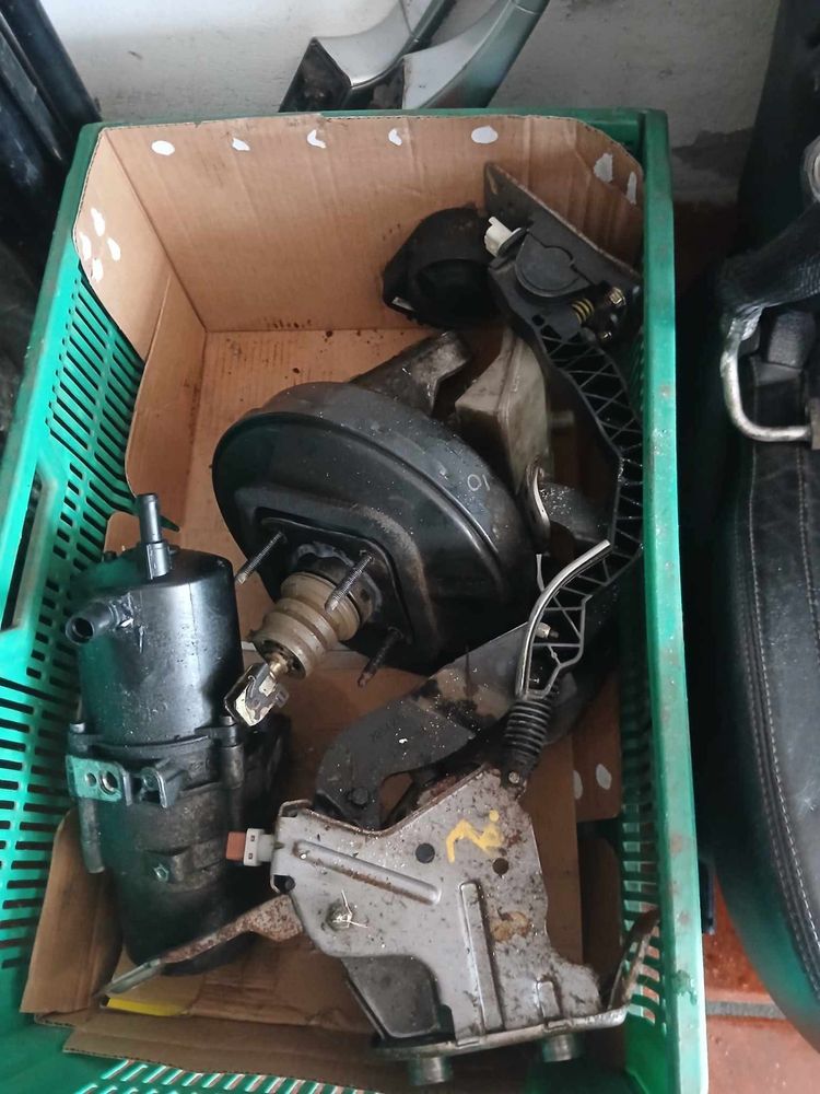 Material peugeot 206/206 sw Hdi ( preço de tudo )