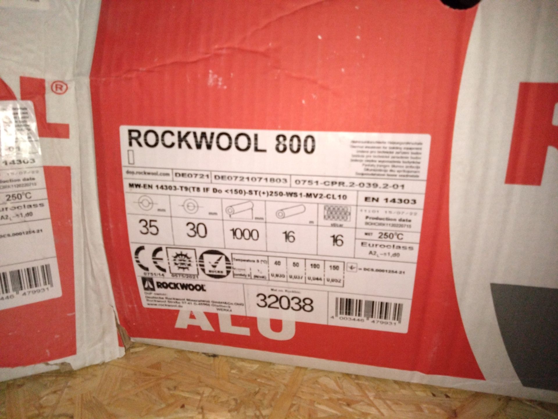 Otulina z wełny mineralnej rockwool 22/20 i 35/30