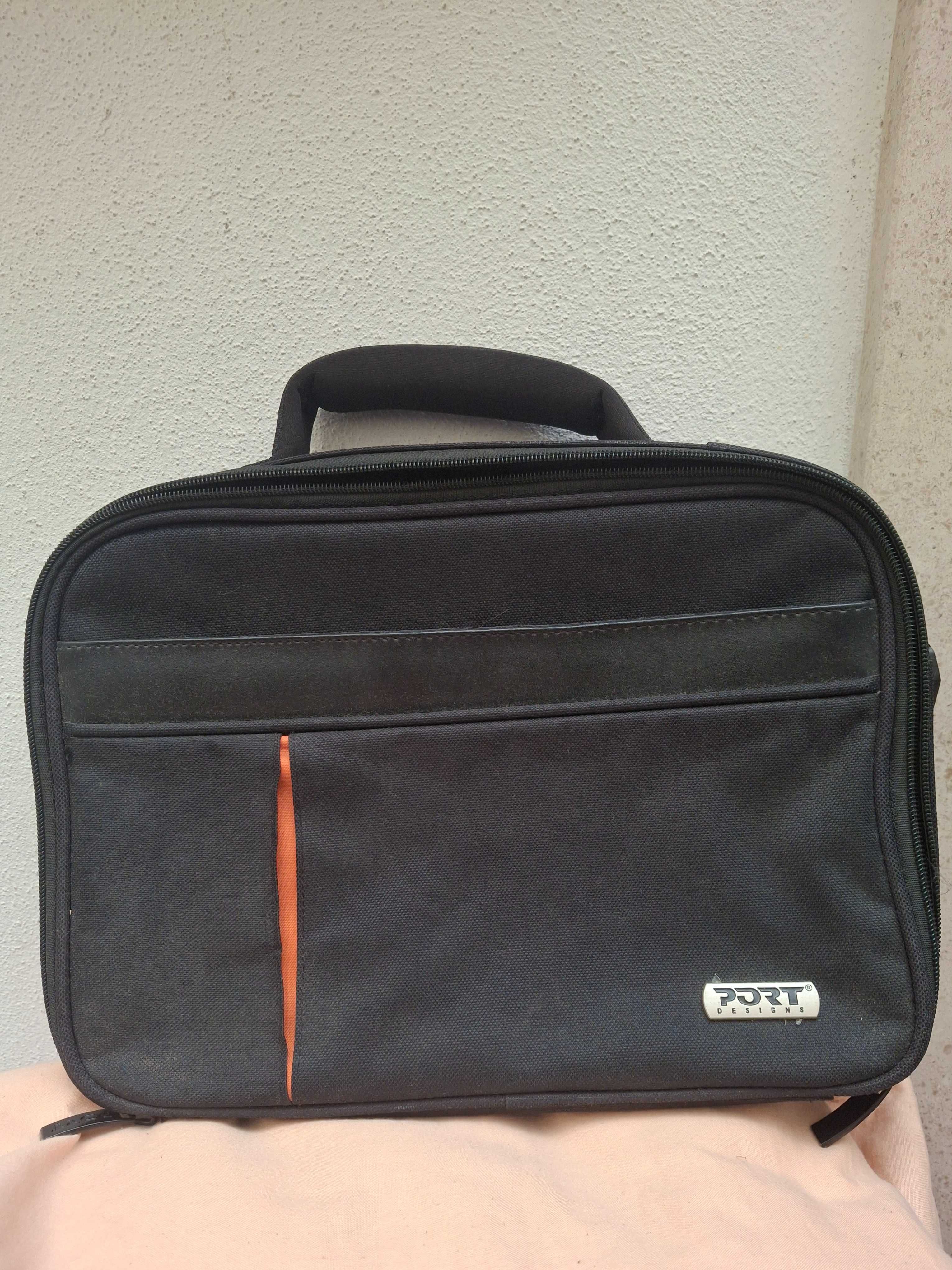 Mala alcochoada para tablet ou pc