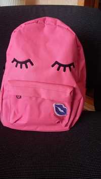 Детский яркий рюкзак розового цвета