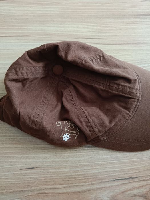 Dwie czapki z daszkiem dla chlopaka