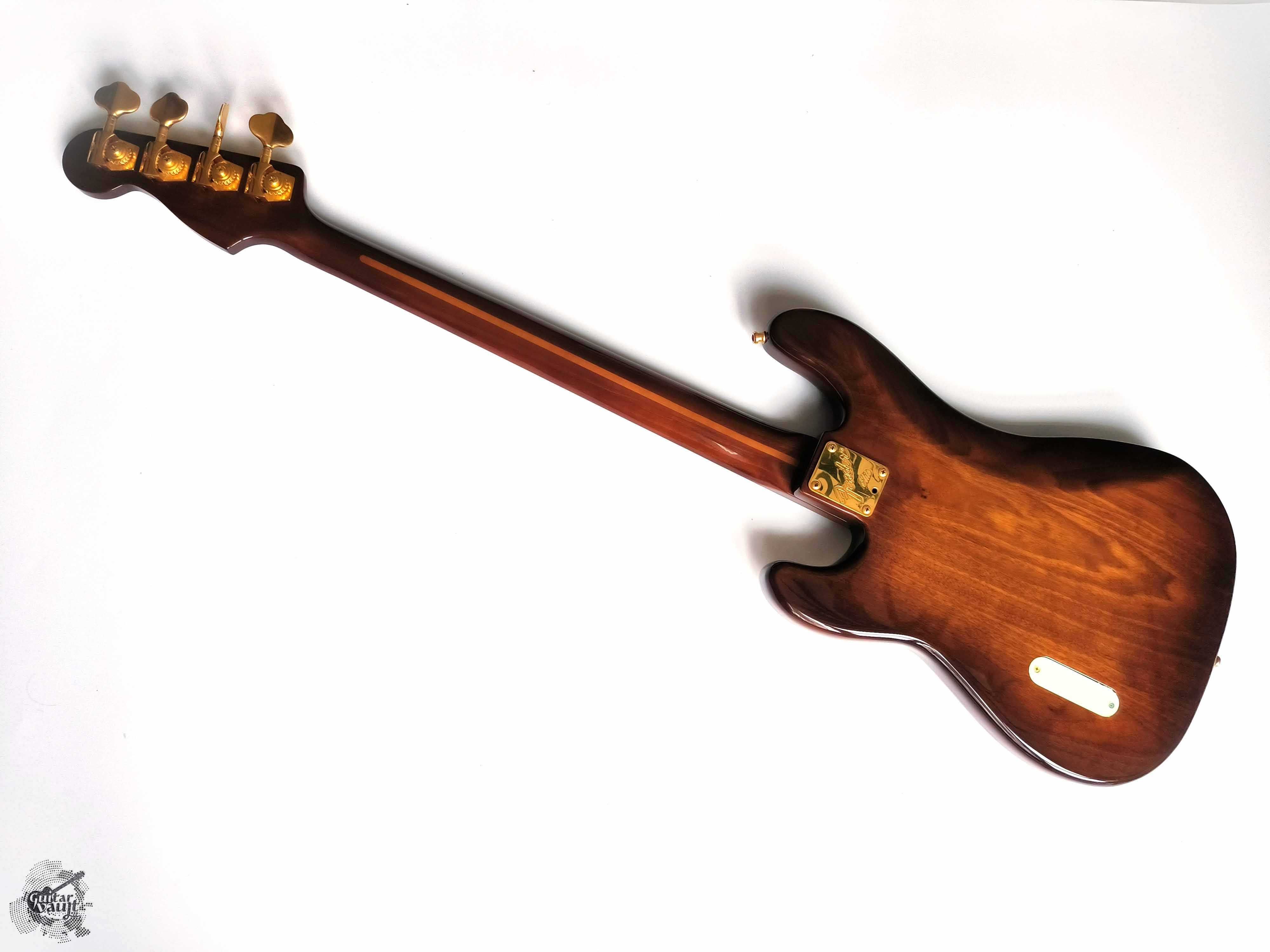 Як новий! '1983 Fender American Elite II Precision Bass Walnut Limited