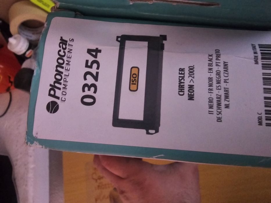 Moldura radio chrysler neon II