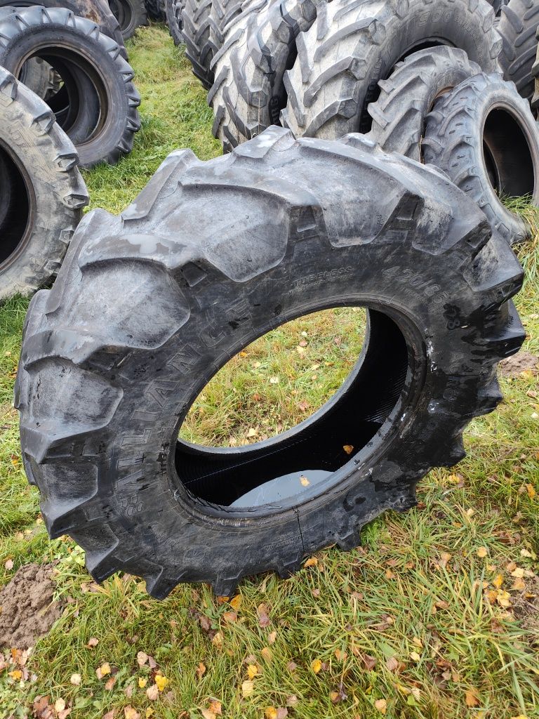 Para opony Leśne FORESTRY 420/85 R - 28 (16.9-28) zachodnie wzmocnione