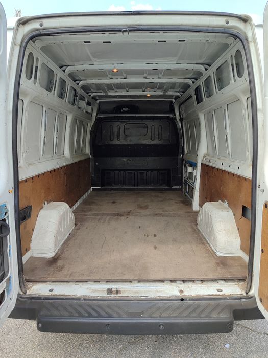 Услуги крана-манипулятора.Самосвал.Заказ микроавтобуса.Грузоперевозки.