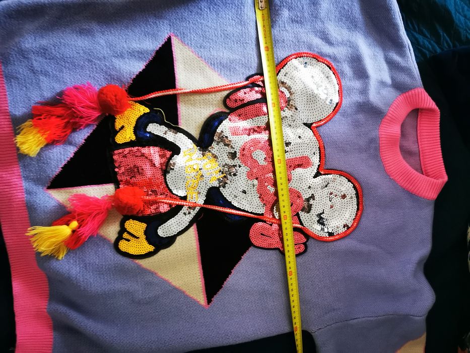 Sweterek damski Disney Miki mouse cekiny pompony