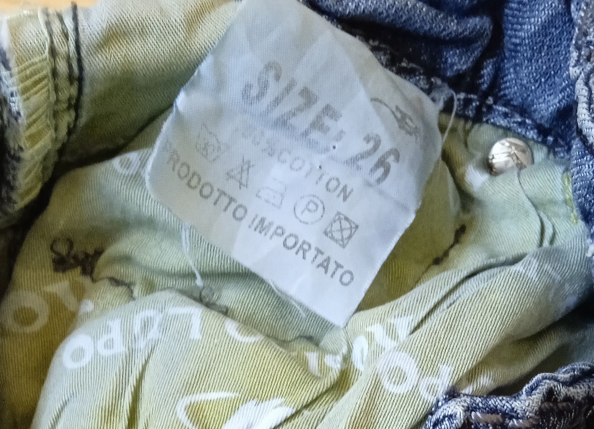 Kosmolupo,extra męskie spodnie,r.26,szer.pasa72 cm