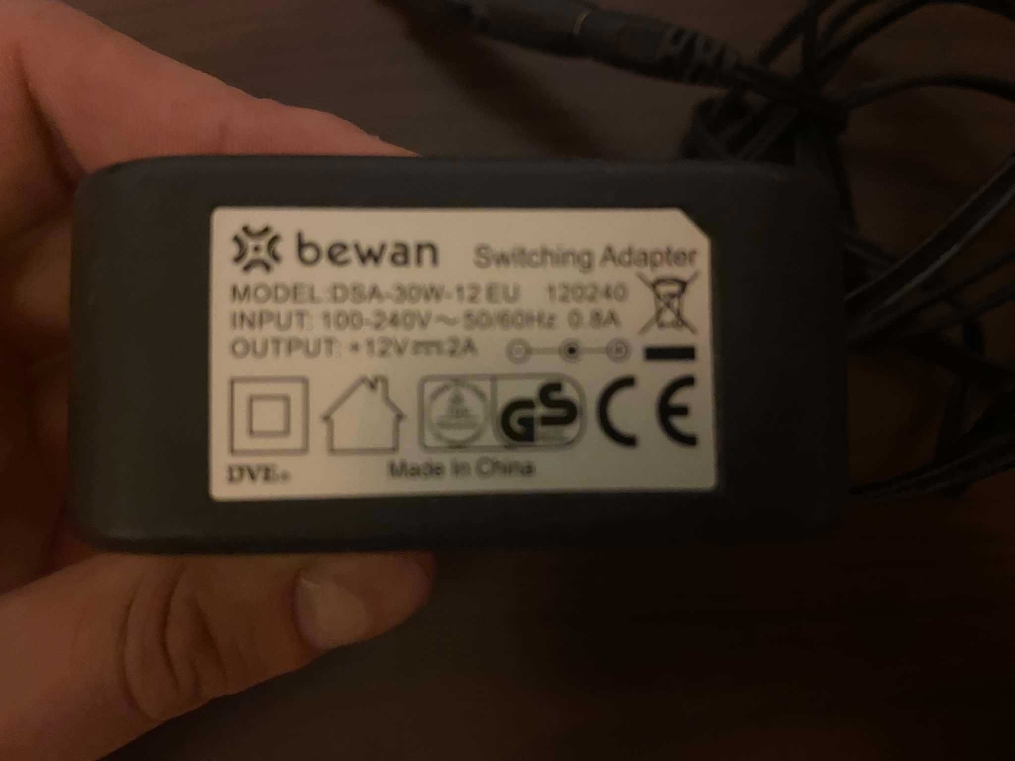 Zasilacz 12V 2A 5,5/2,1mm 24W Bewan DSA-30W-12EU