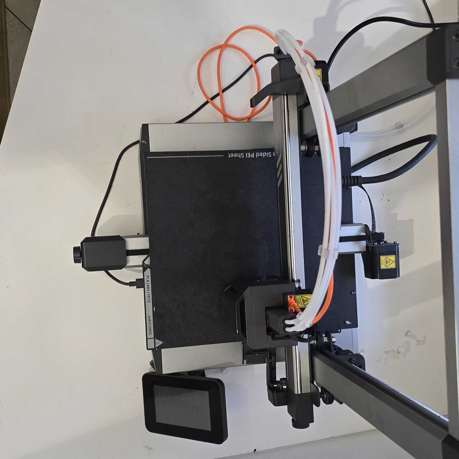 Продаю 3D-принтер Anycubic Kobra 3 Combo с AMS