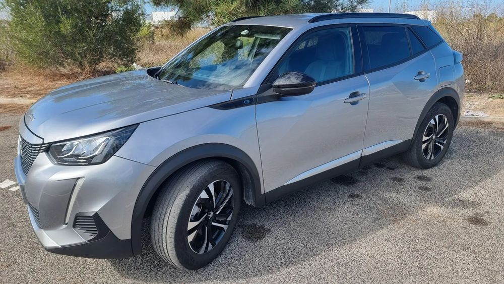 Peugeot e-2008 50 kWh Allure