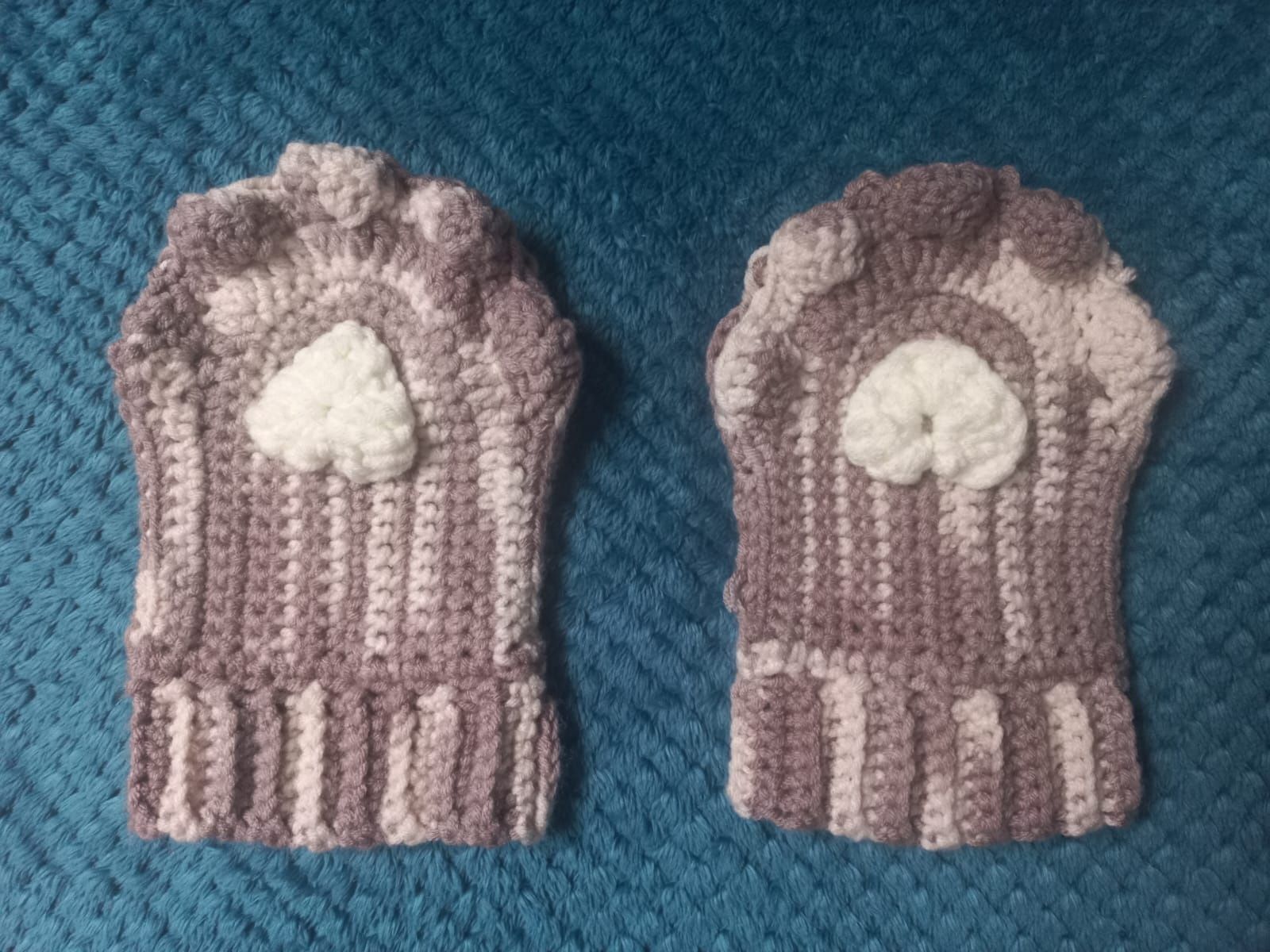 Zestaw rękawiczki i getry - hand made na szydełku
