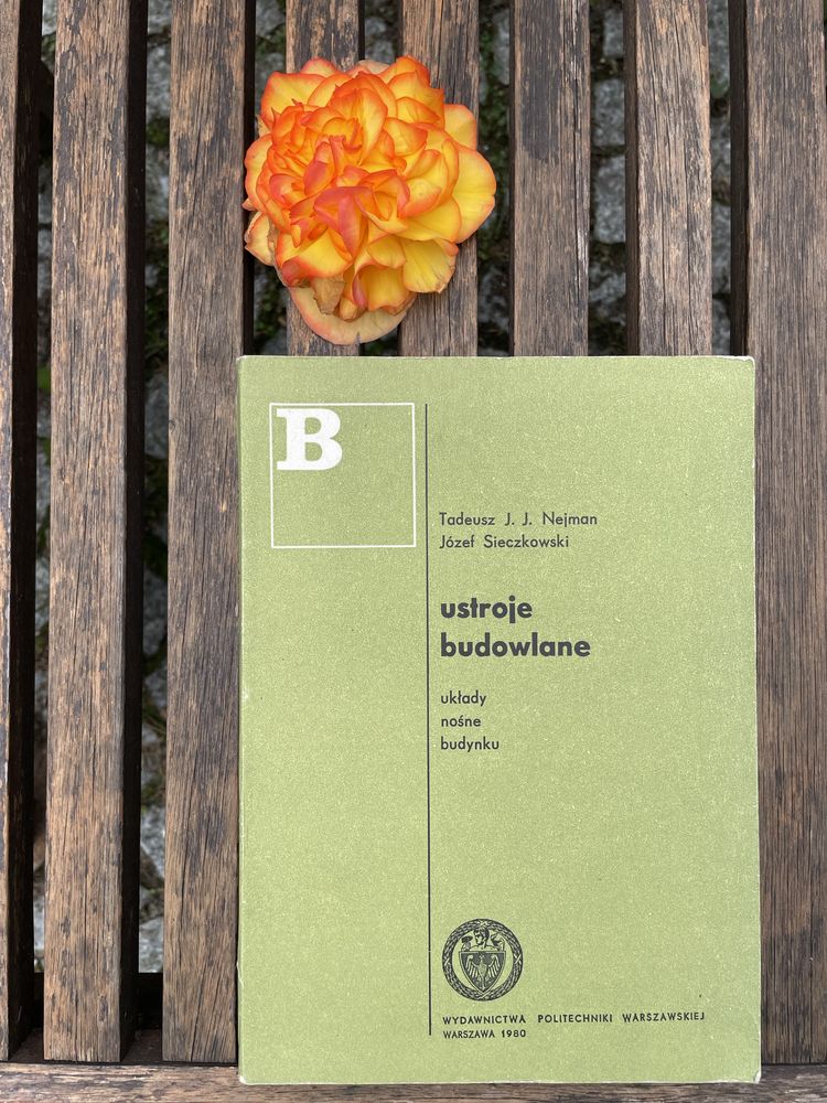 Ustroje budowlane - T. Nejman i J. Sieczkowski