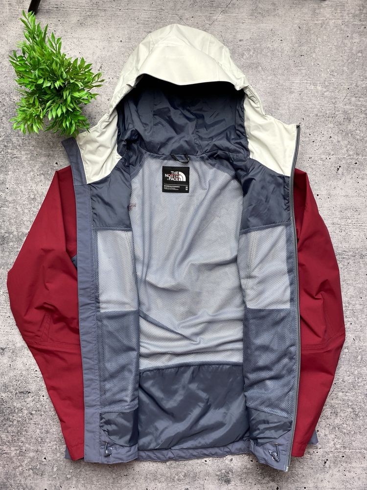 Женская куртка The North Face Stratos Waterproof jacket