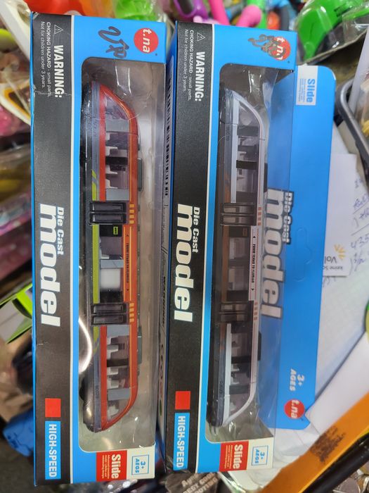 Міський транспорт. Метро,поїзди,тролейбус,автобус моделі металеві