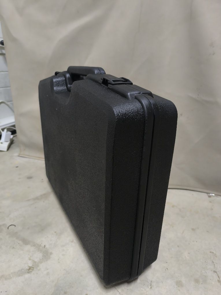 Vendo Pregadora de Estruturas Dewalt DPN9033-XJ