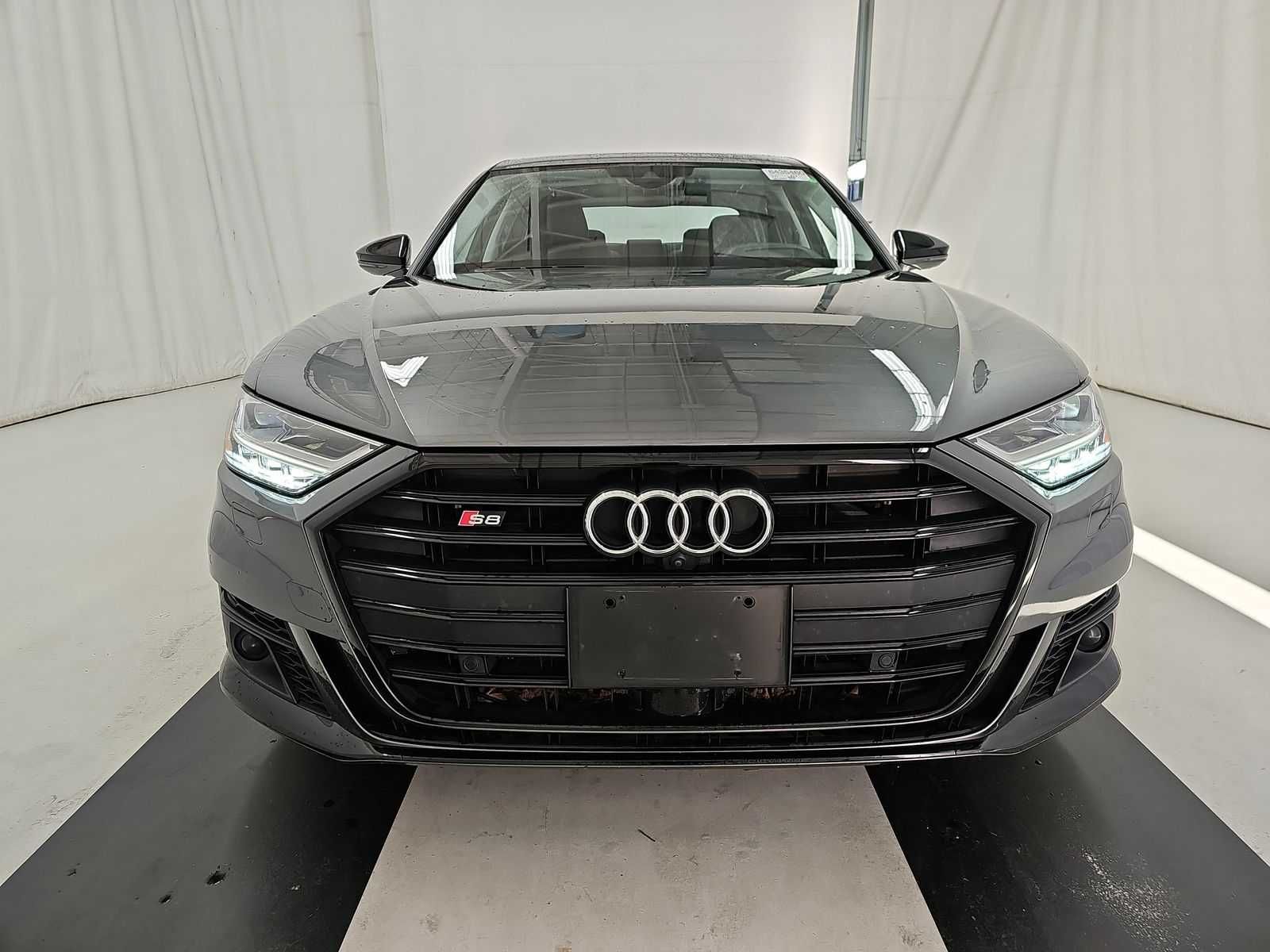 Продам Audi S8 2020 року випуску