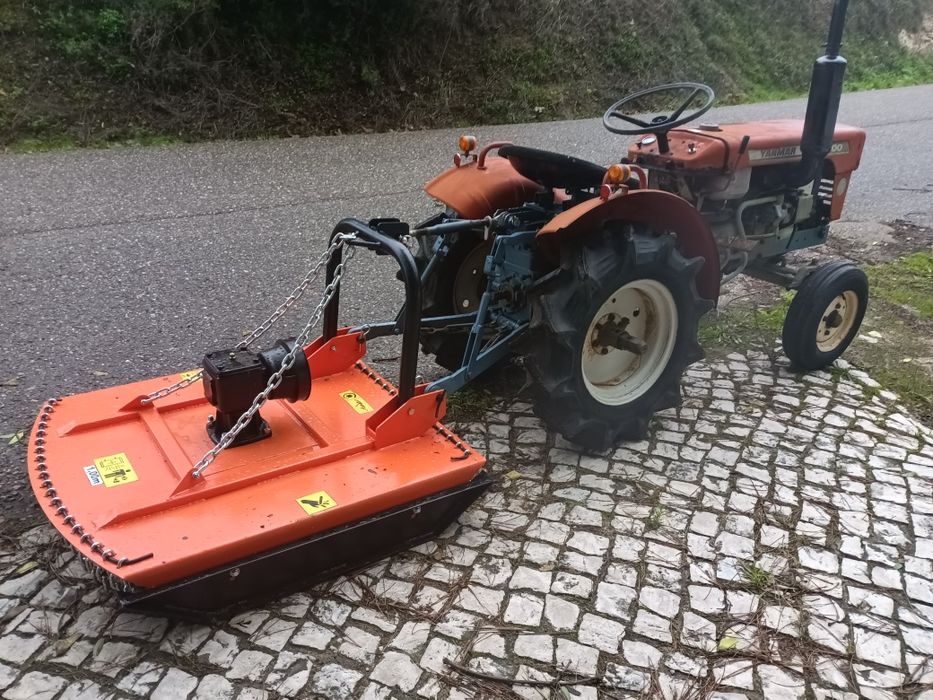 Corta mato novo de metro com mini Yanmar 1300 simples velho