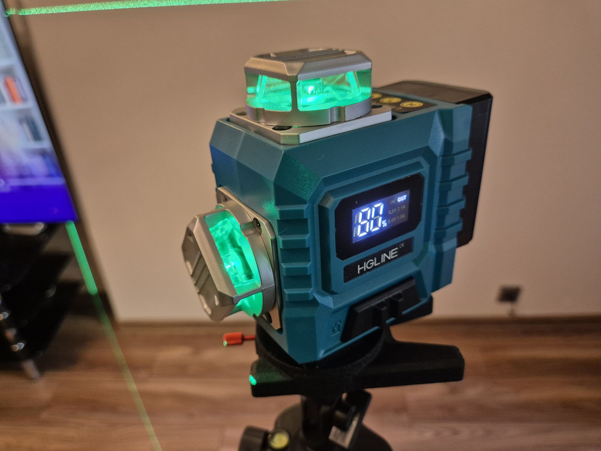 Laser 360 16 linii  HGLINE zestaw pilot 2x aku statyw
