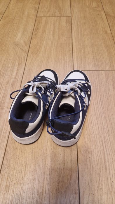 Buty chłopięce reserved rozmiar 30