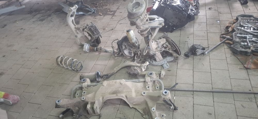 Передня балка підрамник стойки ричаги пежо 407