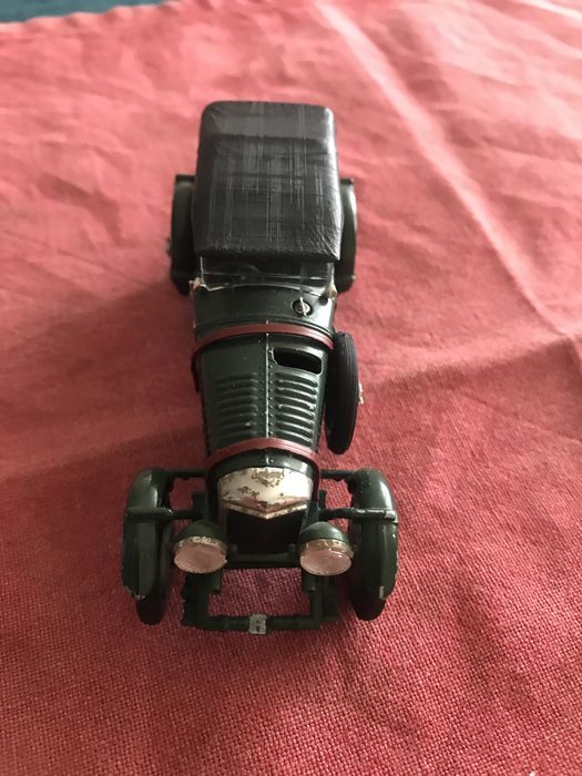 Модель авто Бентлі 1930 року