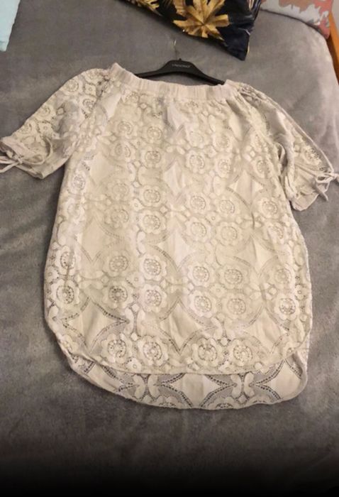 Bluzeczka koronka hiszpanka rozm U