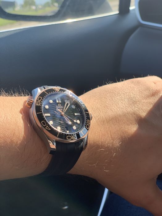 Omega Semaster Diver 300 M Sedna Gold 18k