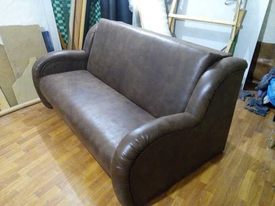 Ремонт и перетяжка мягкой мебели. Болшой выбор ткани. Фурнитура