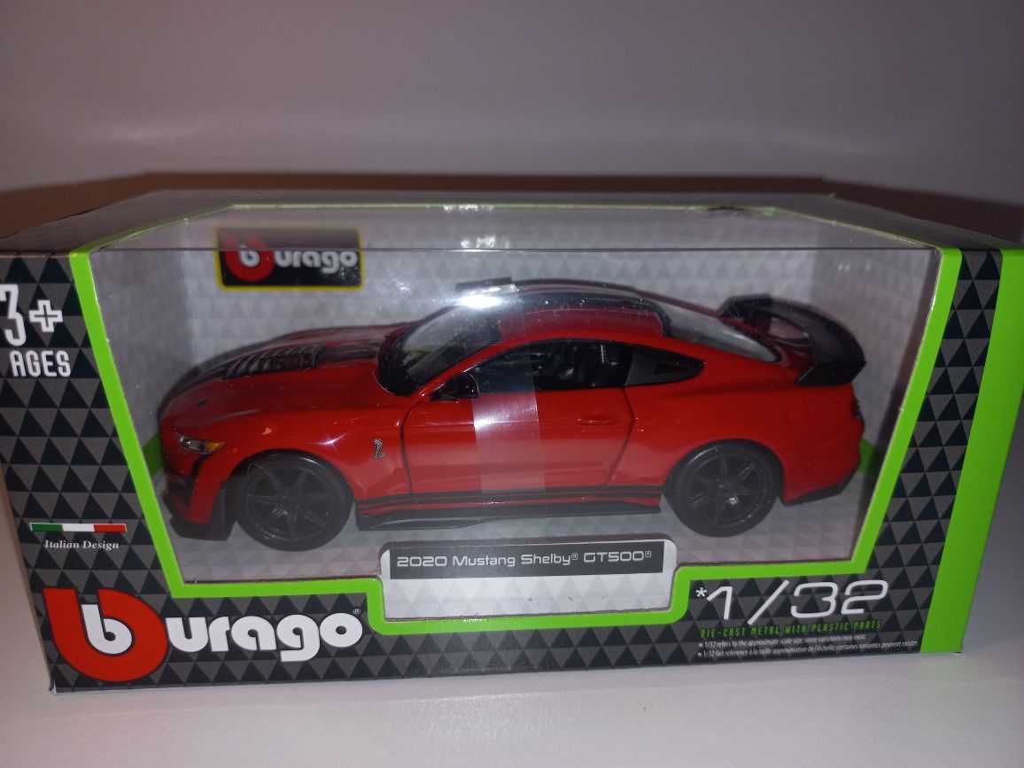 Bburago Mustang Shelby GT500,skala 1:32