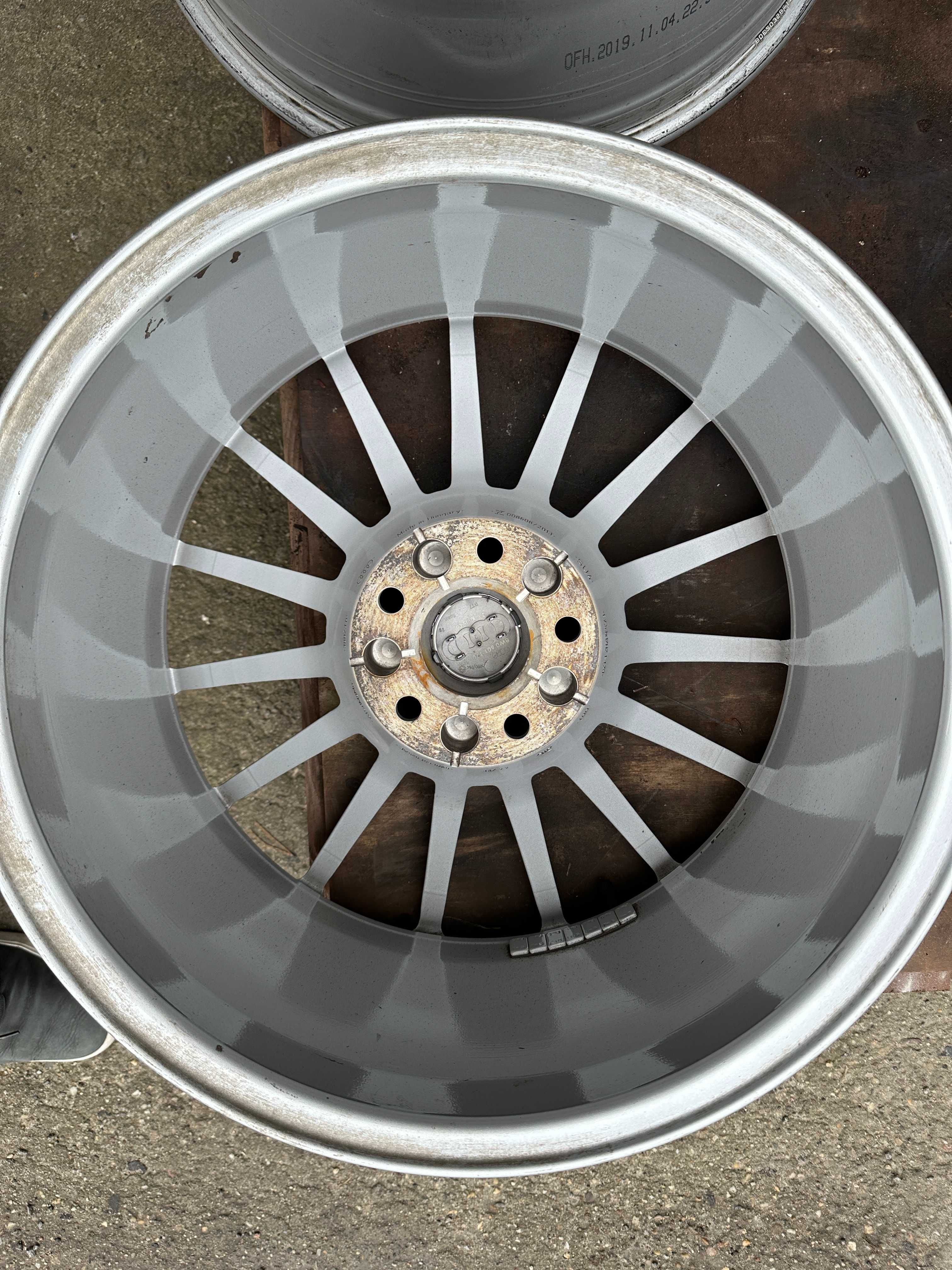 Oryginalne 5Jx17H2 ET29 felgi aluminiowe Audi A4 B9 allroad 5x112 17"