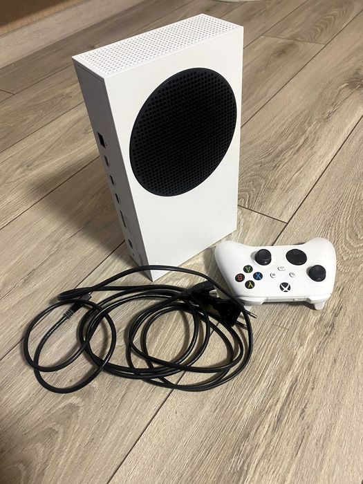 Xbox Series S (1 геймпад)