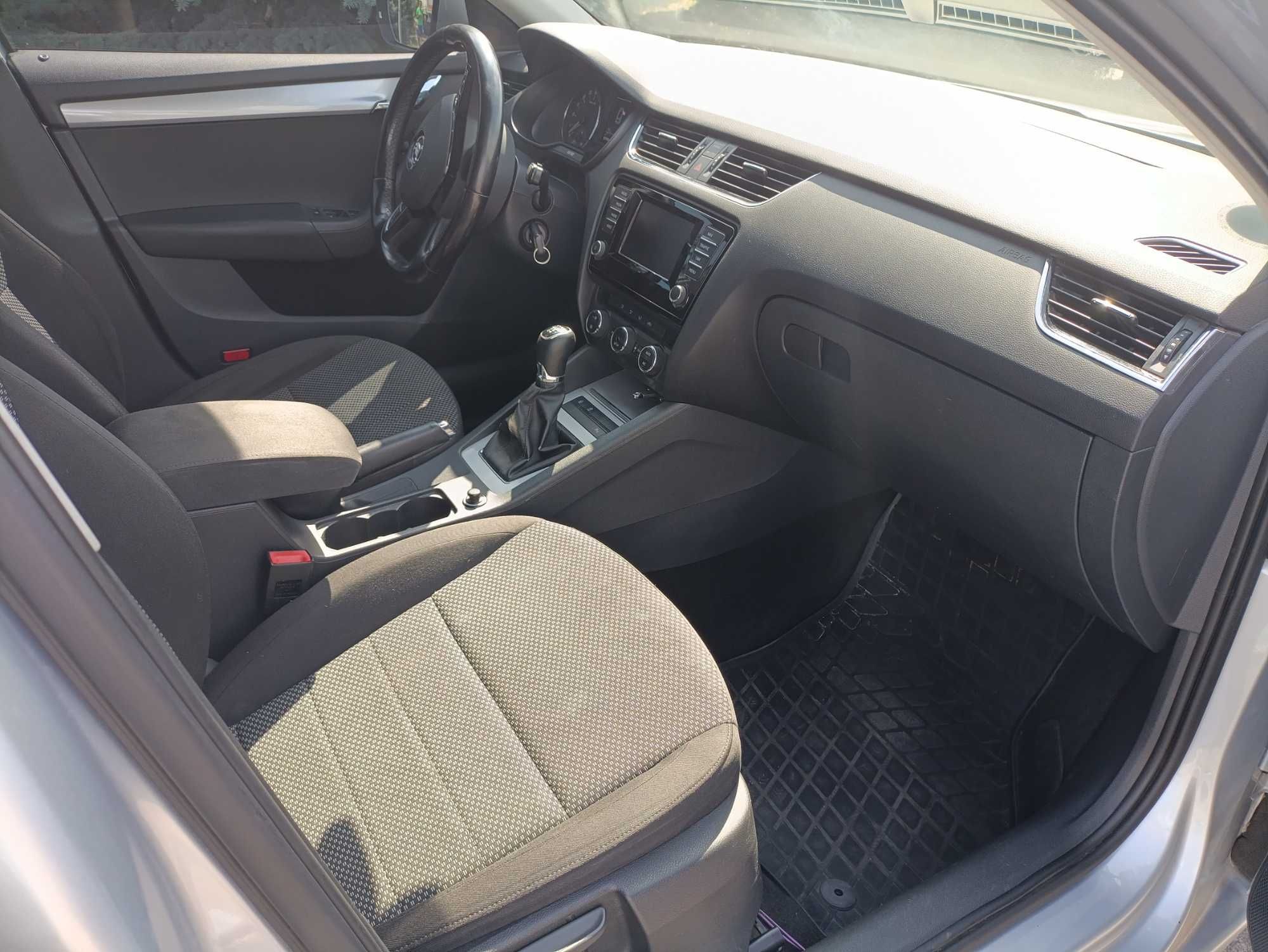 Продам Skoda Octavia 1.6 tdi