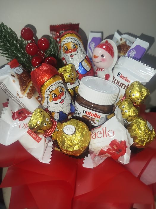 Чашки з новорічним наповненням