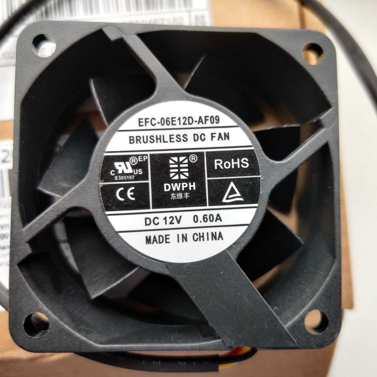 Вентилятор 12V 0.60A 60X60X25mm EFC-06E12D-AF09 new/новий