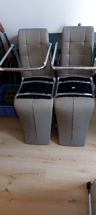 Stół rozkładany + Gratis 4 krzesla.