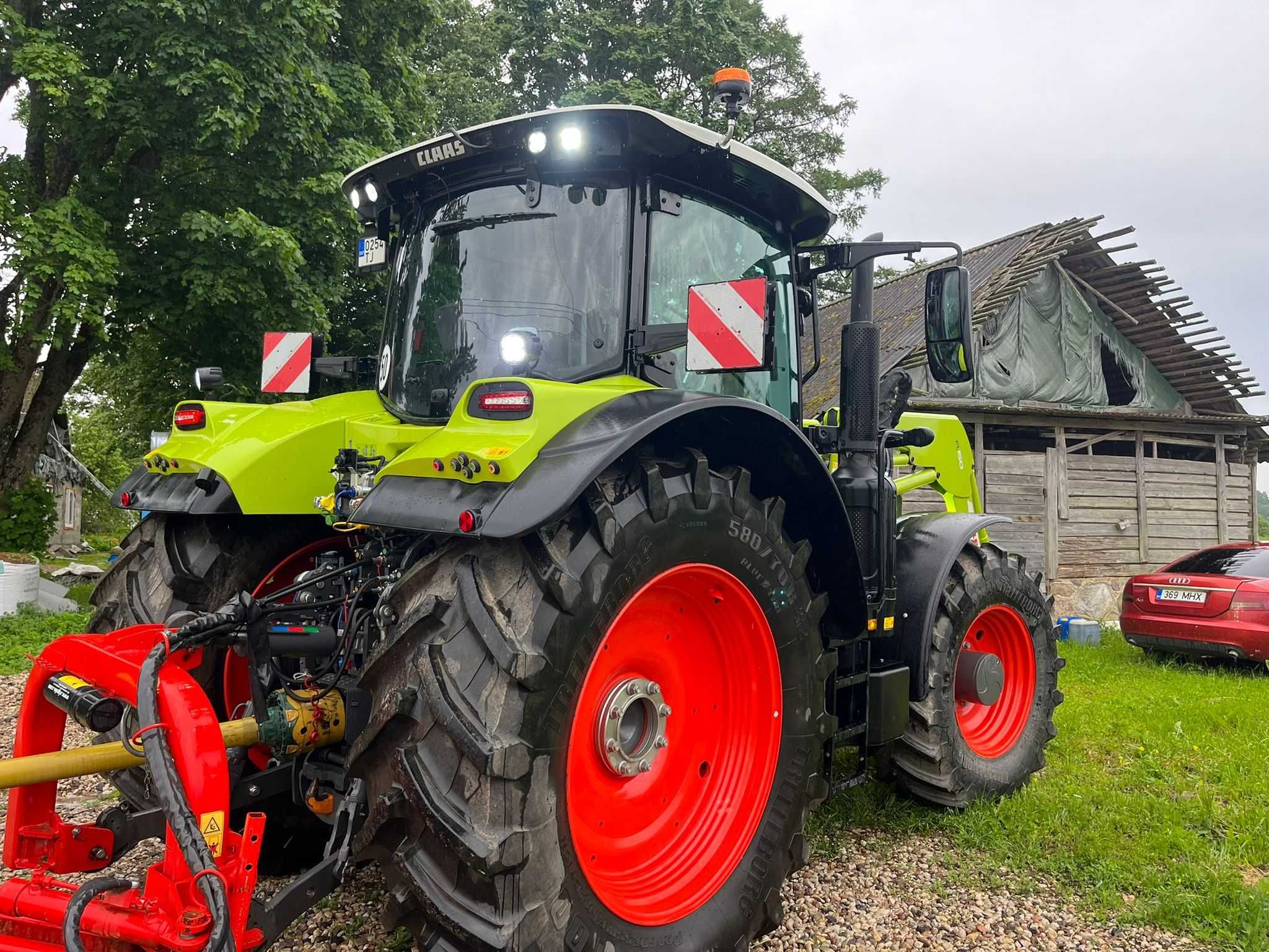 Claas Arion 650 - 2024 rok - tylko 910 godzin - ładowacz - przedni WOM