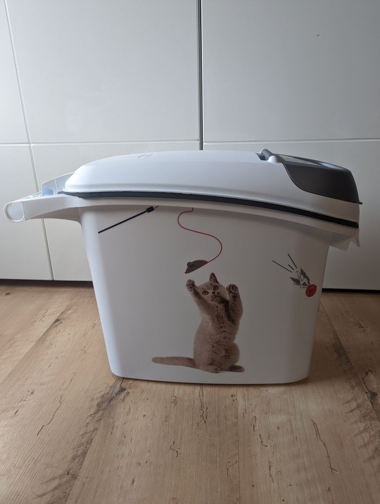CURVER Pojemnik na karmę dla kota 6kg 15l