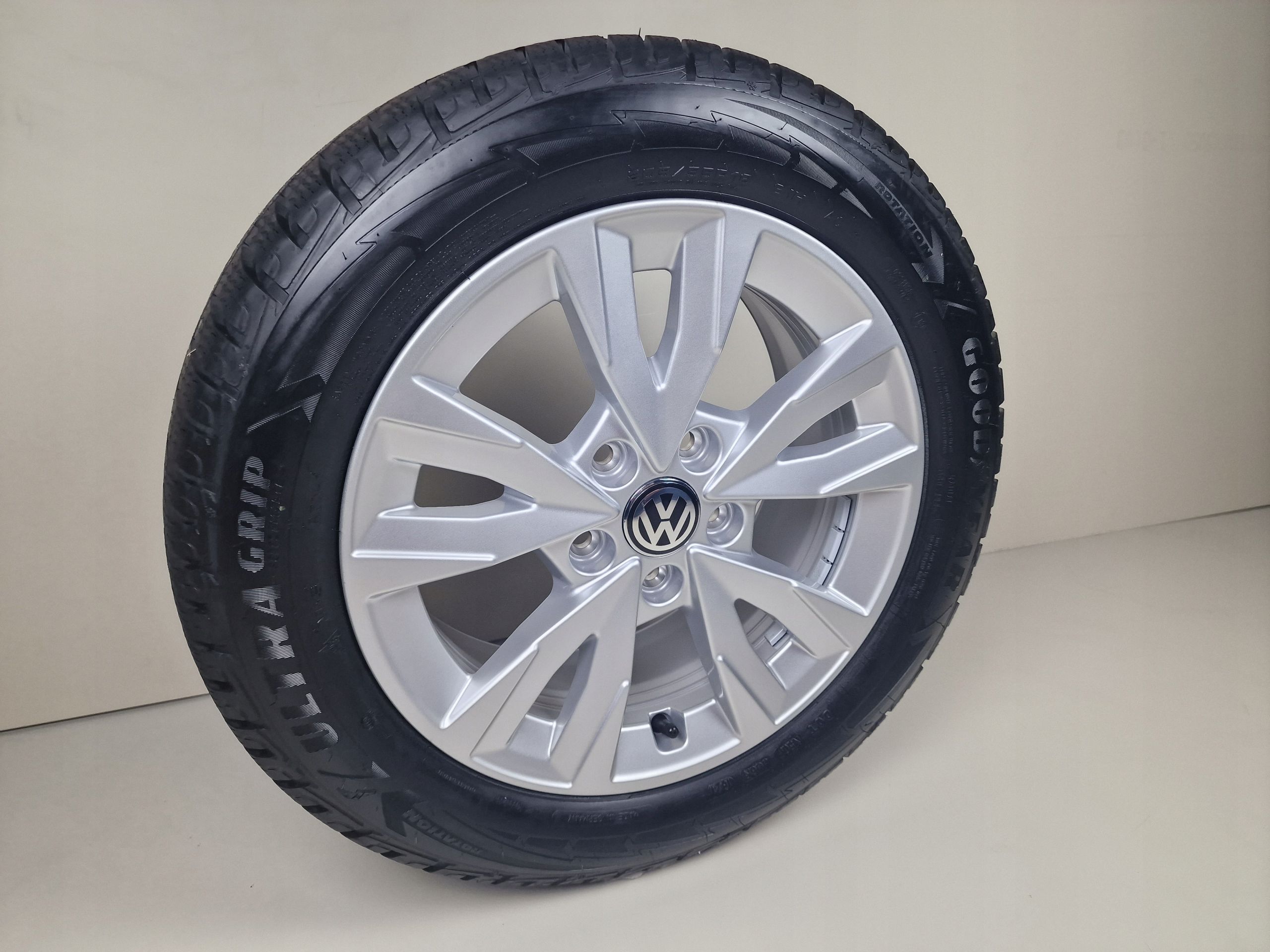 NOWE Felgi Volkswagen 16 Golf Passat T-Roc Jetta