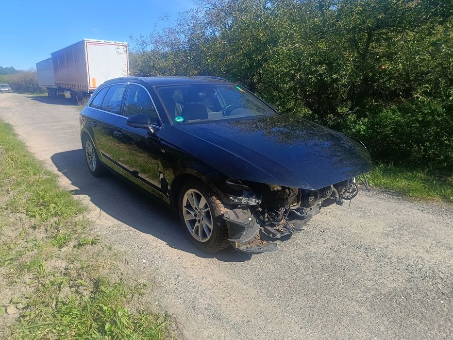 Audi A4 Avant 2.0 tdi s-line poduszki ok