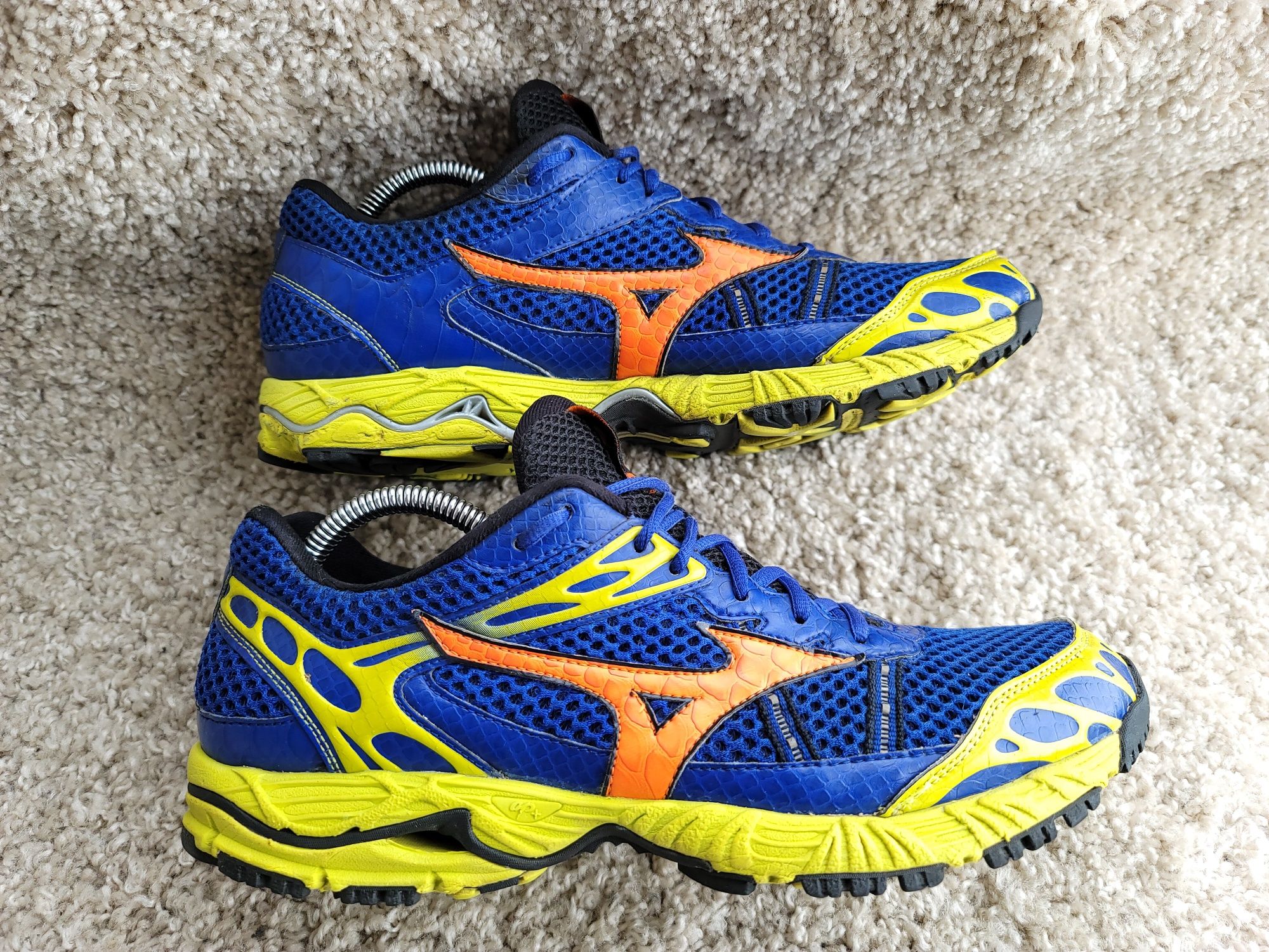 MIZUNO Wave Ascent 7 р 43-44 Оригинал! Беговые игровые кроссовки