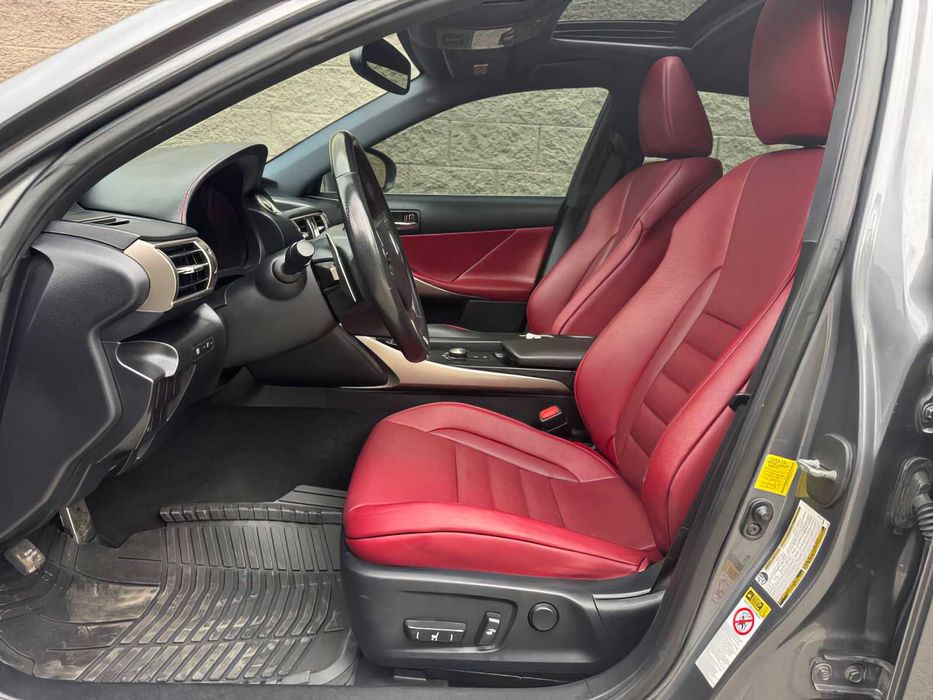 Lexus IS 250      2015