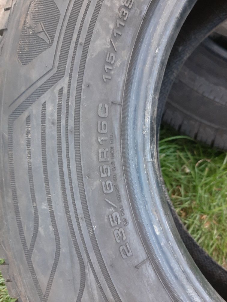 235/65R16C Goodyear 1szt