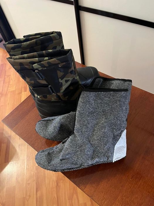 Продам чоловічі резинові чоботи